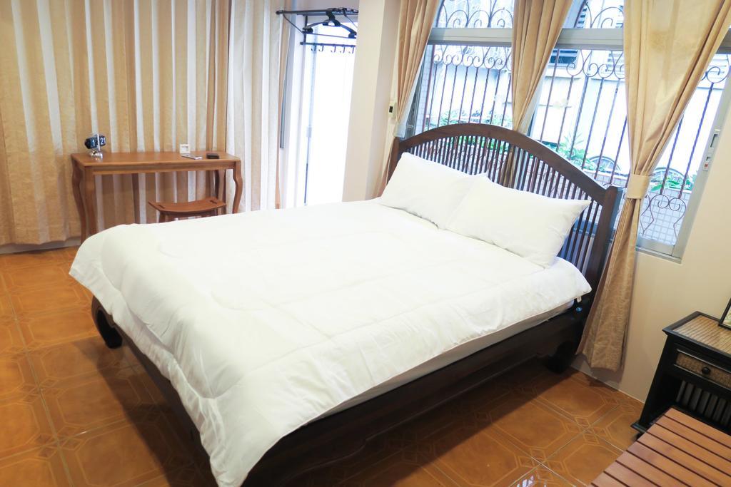 The Grand Palace Hostel Bangkok Szoba fotó